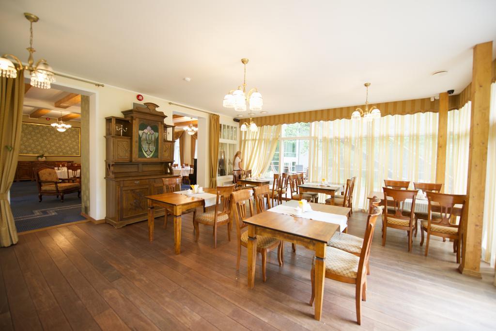 Villa Hotel Theresa Rakvere Zewnętrze zdjęcie