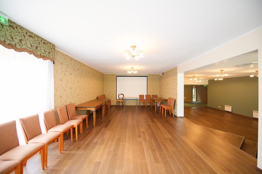 Villa Hotel Theresa Rakvere Zewnętrze zdjęcie