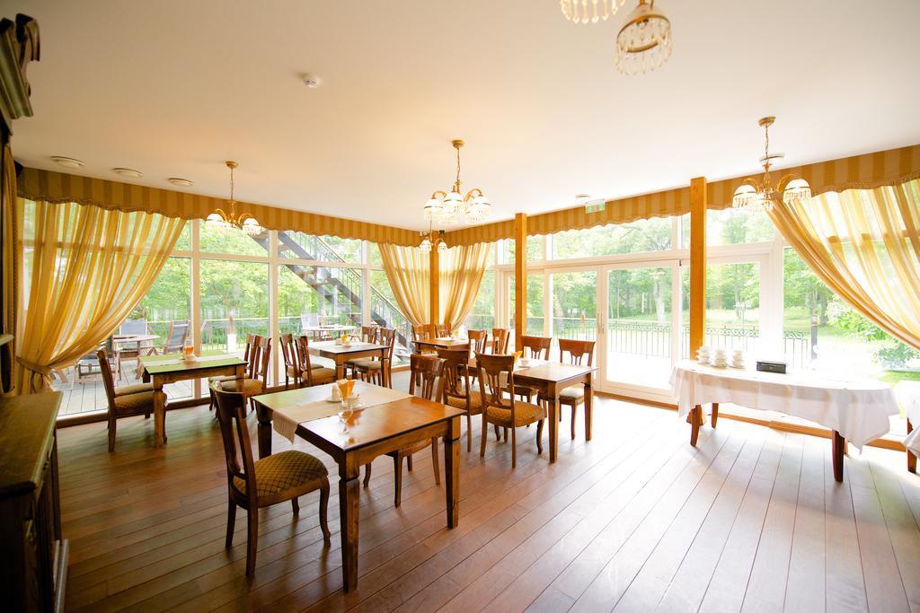Villa Hotel Theresa Rakvere Zewnętrze zdjęcie